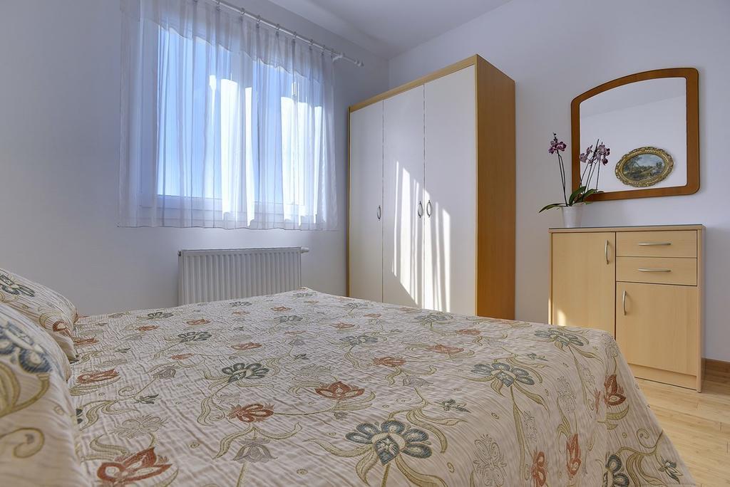 Apartment Bella 普拉 外观 照片