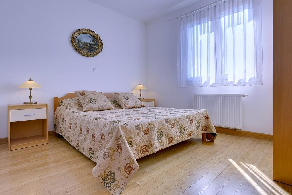 Apartment Bella 普拉 外观 照片